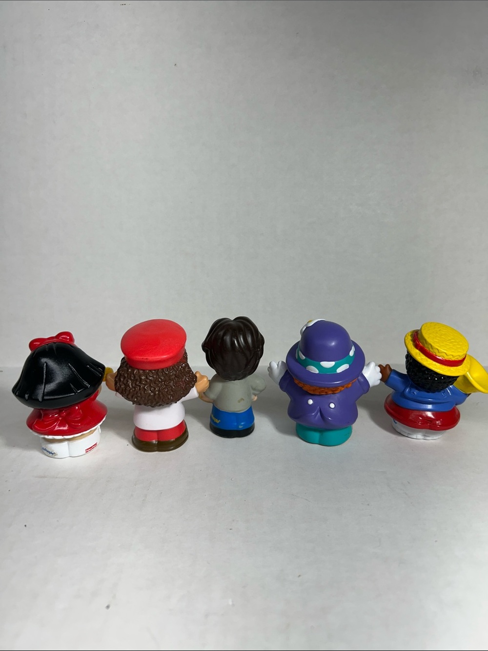 Fisher-Price Set of 14 Little People Assortment Figures - Picture 5 of 8